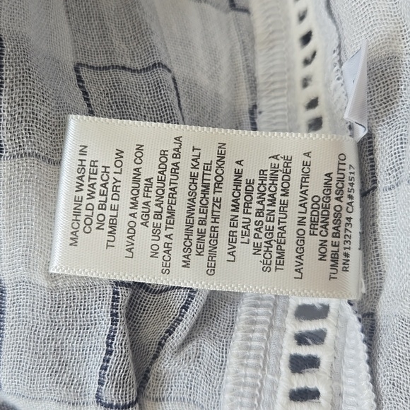 Cloth & Stone Anthropologie Navy and White Gingham Sleeveless Blouse - Picture 13 of 15